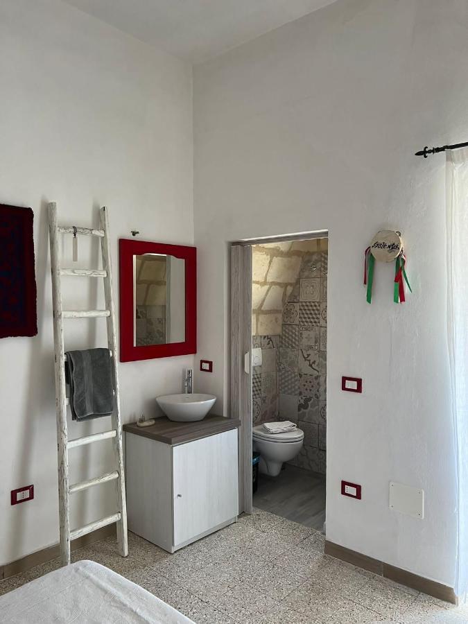 Casa Corte Della Liberta Uggiano La Chiesa Buitenkant foto